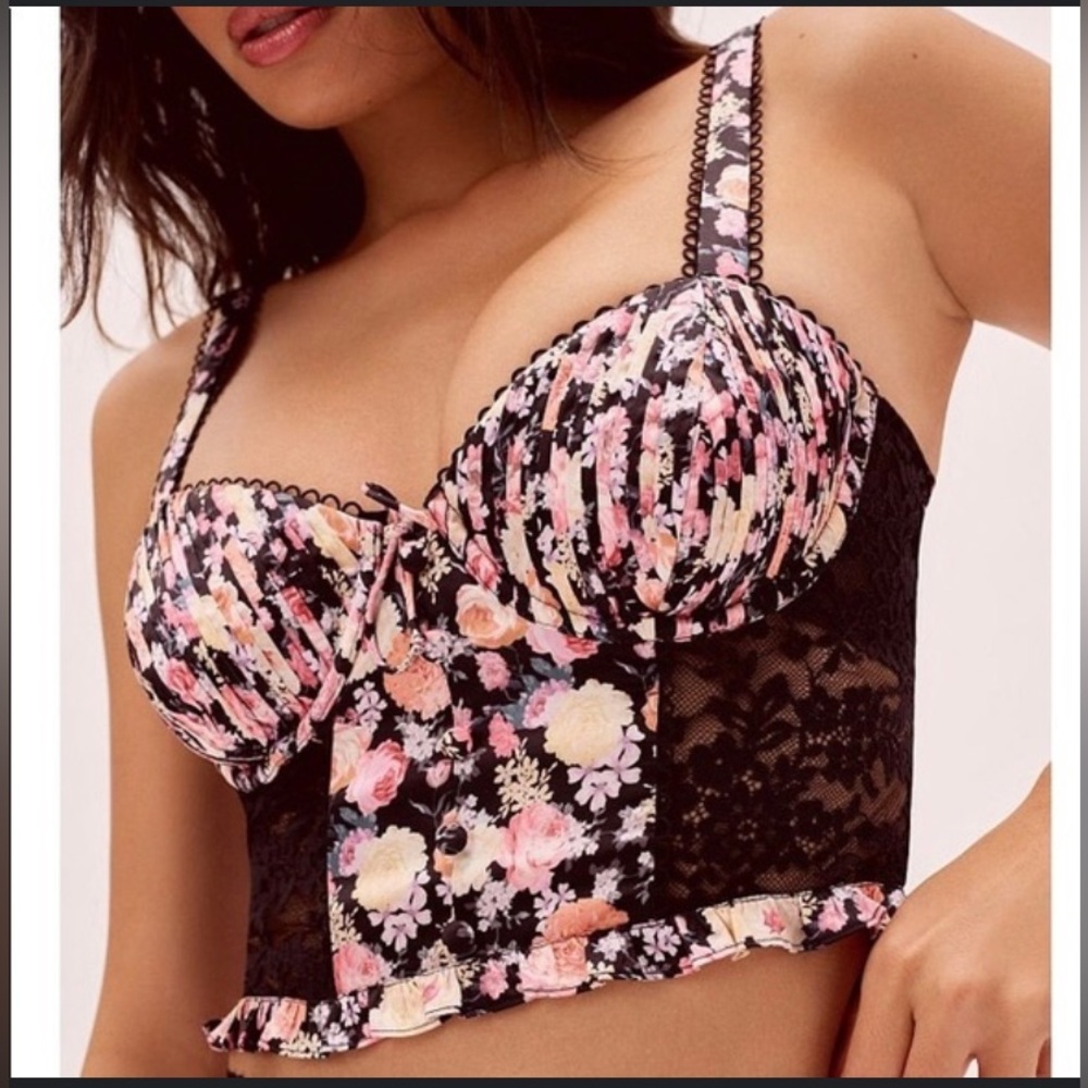 FIRM-Gardenia Bustier For Love & Lemons